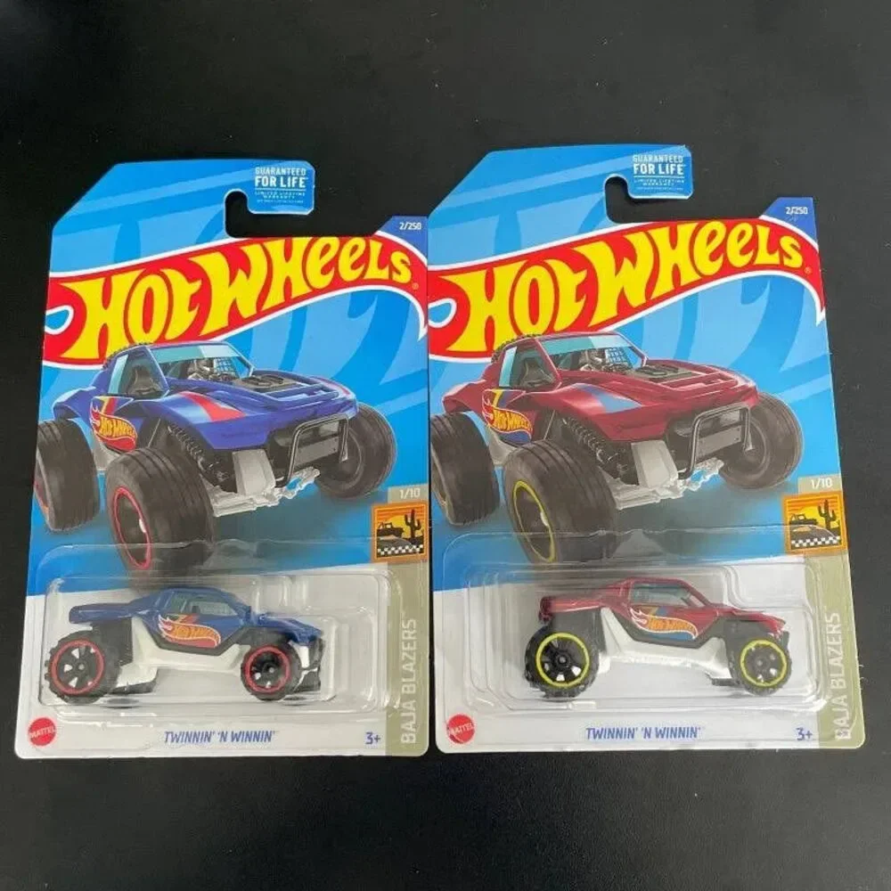 Hot Wheels Twinnin' 'n Winnin' Baja Blazers 1/10